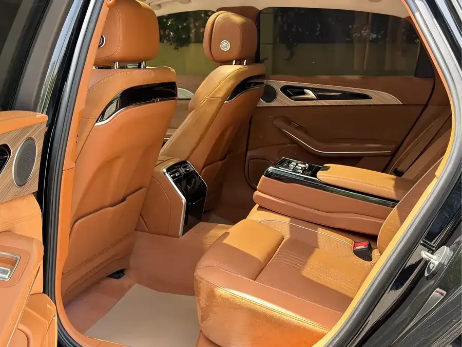 Hongqi H9 Hongqi H9 2020 2.0T Zhilian Qichang Edition 2022 — миниатюра 5