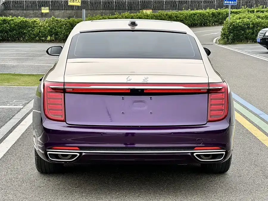 Hongqi H9 Hongqi H9 2022 2.0T Intelligent Connection Flagship Edition 2022 — миниатюра 2
