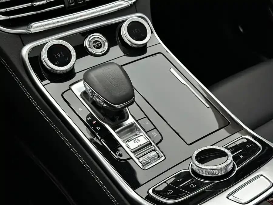 Hongqi H9 Hongqi H9 2022 2.0T Intelligent Connection Flagship Edition 2022 — миниатюра 5