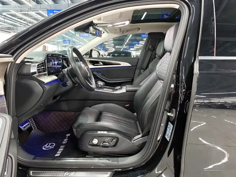 Hongqi H9 Hongqi H9 2023 2.0T Zhilian Qichang Edition 2024 — миниатюра 2
