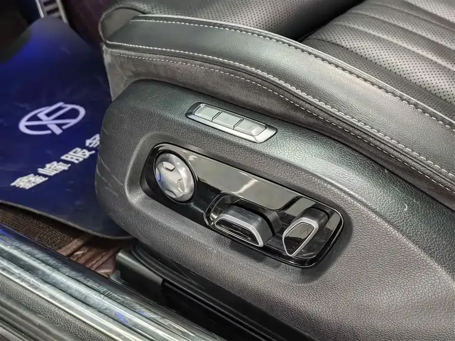 Hongqi H9 Hongqi H9 2023 2.0T Zhilian Qichang Edition 2024 — миниатюра 4