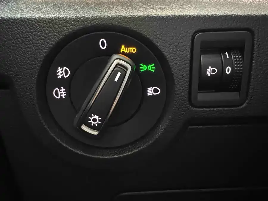 Volkswagen Tacqua Tanying 2021 280TSI DSG R-Line Intelligent Connected Edition 2023 — миниатюра 5