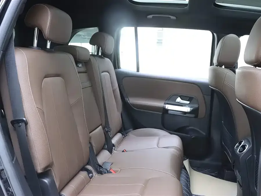 Mercedes-Benz GLB-Class Mercedes-Benz GLB 2024 facelift GLB 220 Dynamic 2025 — миниатюра 5
