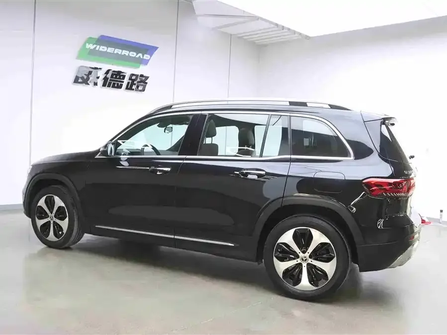Mercedes-Benz GLB-Class Mercedes-Benz GLB 2023 GLB 220 Fashion Edition 2023 — миниатюра 2