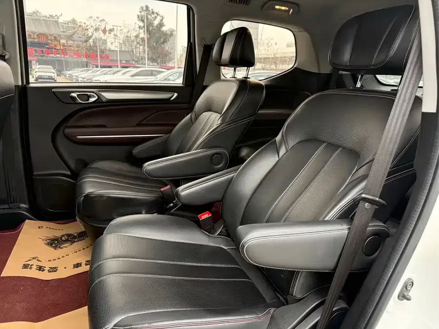 GAC Trumpchi M6 Trumpchi M6 2023 PRO 270T DCT Luxury Edition 2024 — миниатюра 3