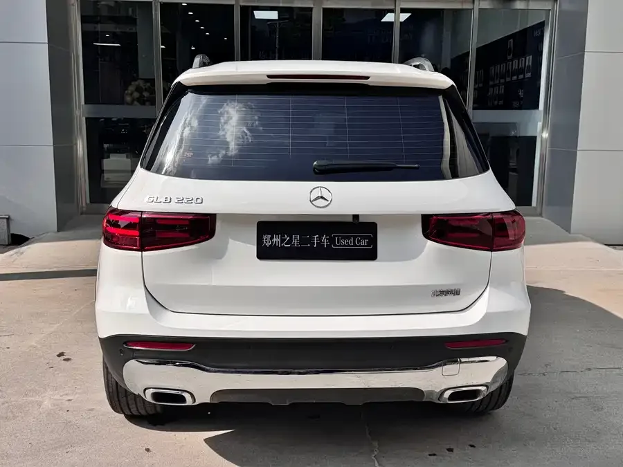 Mercedes-Benz GLB-Class Mercedes-Benz GLB 2024 GLB 220 Fashion Edition 2024 — миниатюра 5