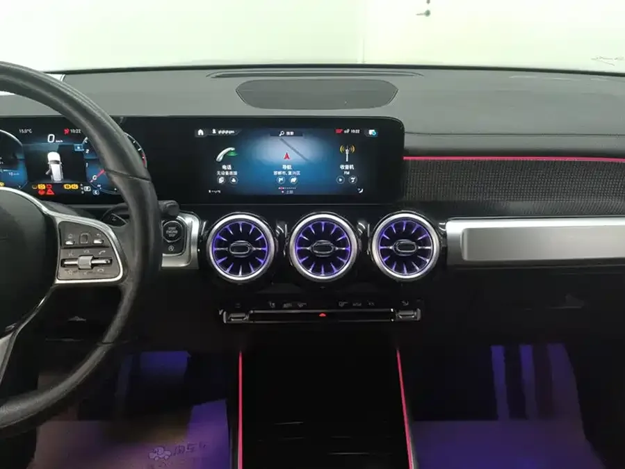 Mercedes-Benz GLB-Class Mercedes-Benz GLB 2022 GLB 220 Fashion Edition 2022 — миниатюра 4