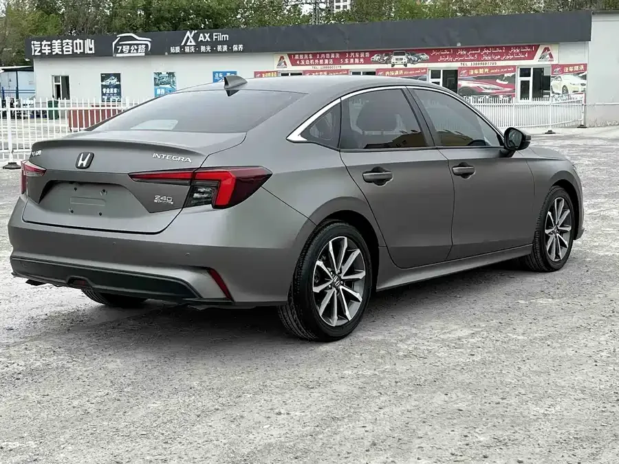 Honda Integra Stylish 2023 240TURBO CVT Deluxe Edition 2023 — миниатюра 3