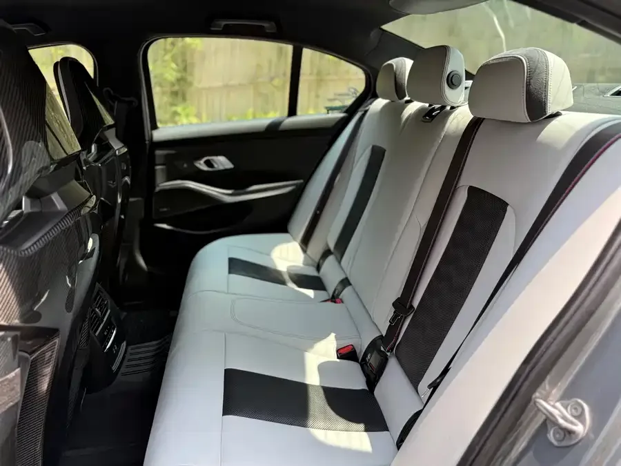 BMW M3 2024 M3 Sedan Thunder Edition 2023 — миниатюра 4