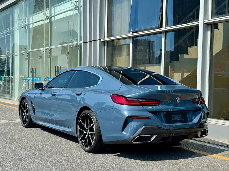 BMW 8 Series BMW 8 Series 2021 840i xDrive Four-Door Coupe M Sport Package 2022 — миниатюра 4