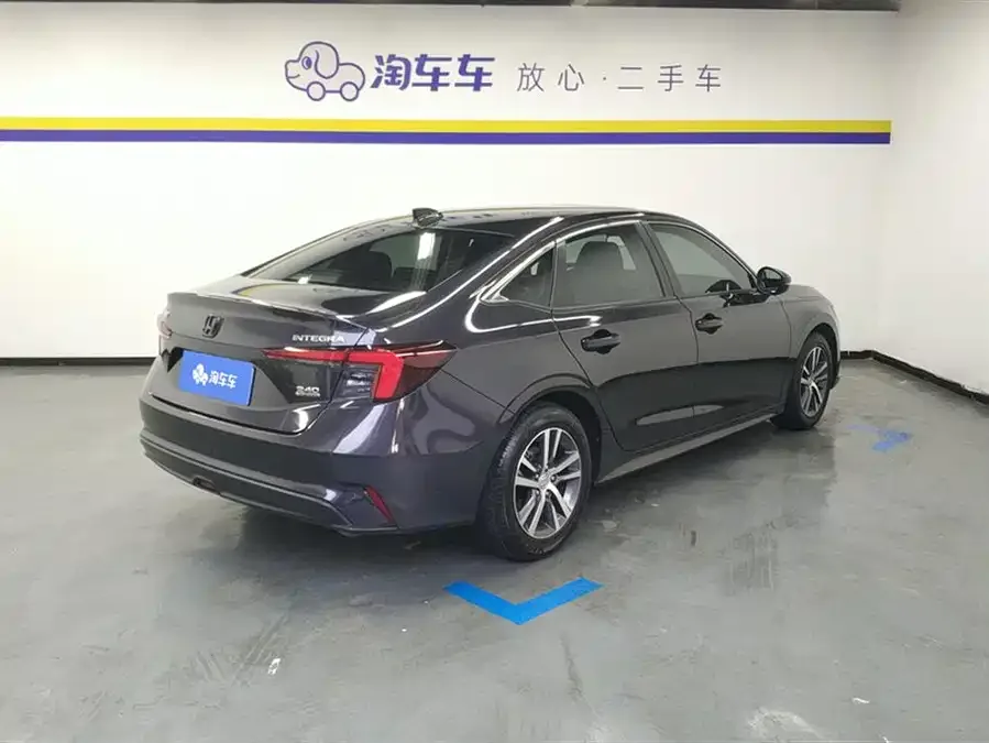 Honda Integra Stylish 2023 240TURBO CVT Leading Edition 2024 — миниатюра 3