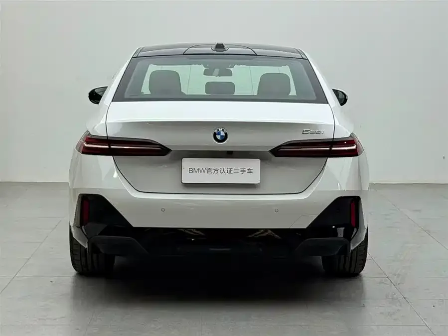 BMW 5 Series BMW 5 Series (Imported) 2024 525i M Sports Package 2025 — миниатюра 2