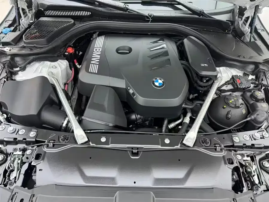 BMW 5 Series BMW 5 Series (Imported) 2024 525i M Sports Package 2025 — миниатюра 5