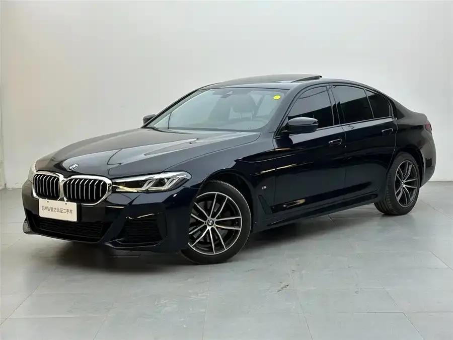 BMW 5 Series BMW 5 Series (Imported) 2022 Model 2 525i M Sport Package 2023 — фото 1, купить с доставкой в Москву