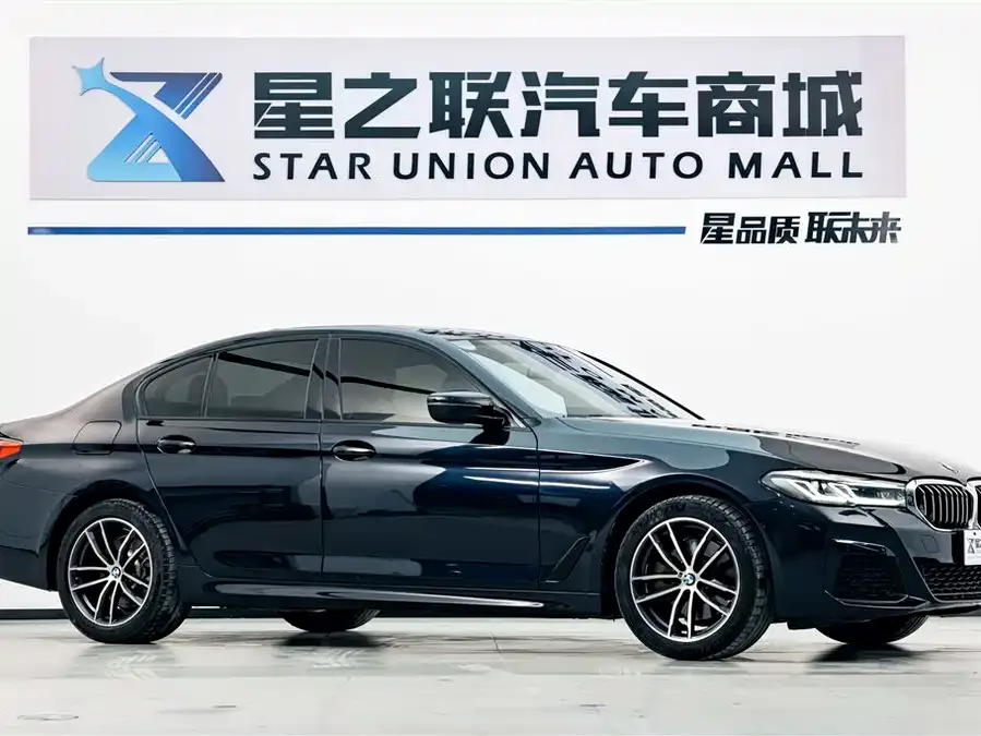 BMW 5 Series BMW 5 Series (Imported) 2022 facelift 525i M Sports Package 2023 — миниатюра 2