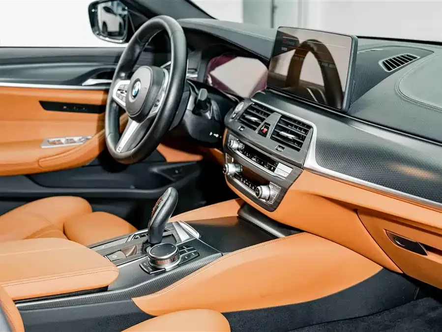 BMW 5 Series BMW 5 Series (Imported) 2022 facelift 525i M Sports Package 2023 — миниатюра 5