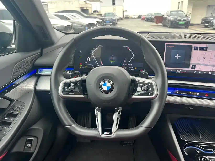 BMW 5 Series BMW 5 Series (Imported) 2024 525i M Sports Package 2025 — миниатюра 5