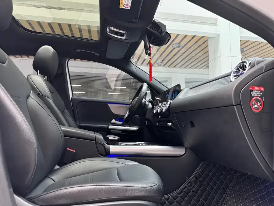 Mercedes-Benz GLA Mercedes-Benz GLA 2022 GLA 200 2022 — миниатюра 5
