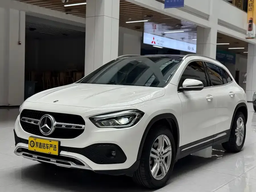 Mercedes-Benz GLA Mercedes-Benz GLA 2022 GLA 200 2022 — фото 1, купить с доставкой в Москву