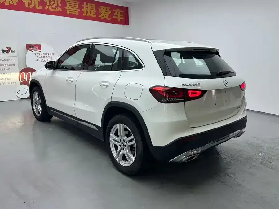 Mercedes-Benz GLA Mercedes-Benz GLA 2023 GLA 200 2023 — миниатюра 3