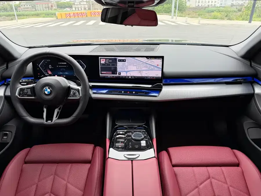 BMW 5 Series BMW 5 Series (Imported) 2024 525i M Sports Package 2026 — миниатюра 4