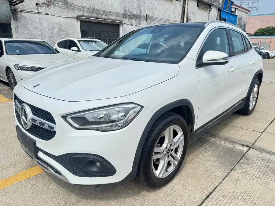 Mercedes-Benz GLA Mercedes-Benz GLA 2022 facelift GLA 180 2022 — фото 1, купить с доставкой в Москву