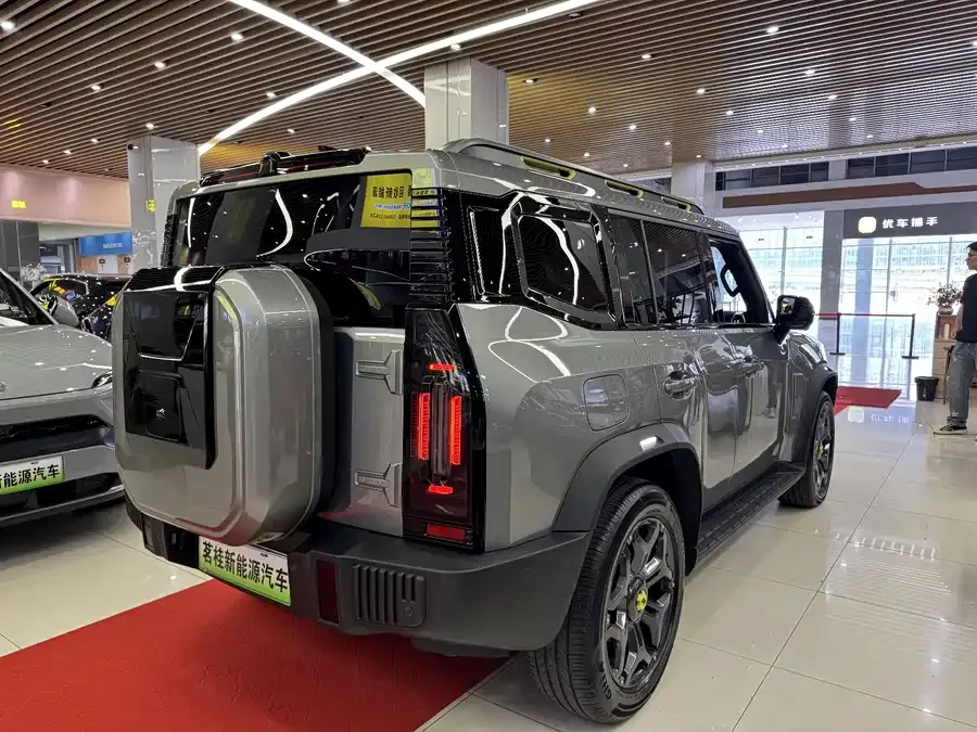 Jetour Traveler C-DM Jetour Traveler C-DM 2024 C-DM 208KM Off-Road Edition 2024 — миниатюра 2
