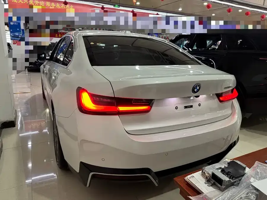 BMW i3 2024 eDrive 35 L 2024 — миниатюра 5