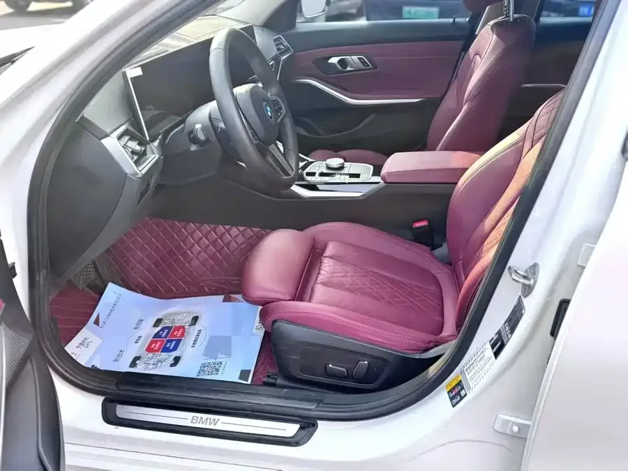 BMW i3 2024 eDrive 35 L 2024 — миниатюра 4