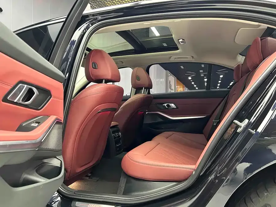 BMW i3 2024 eDrive 35 L 2024 — миниатюра 4