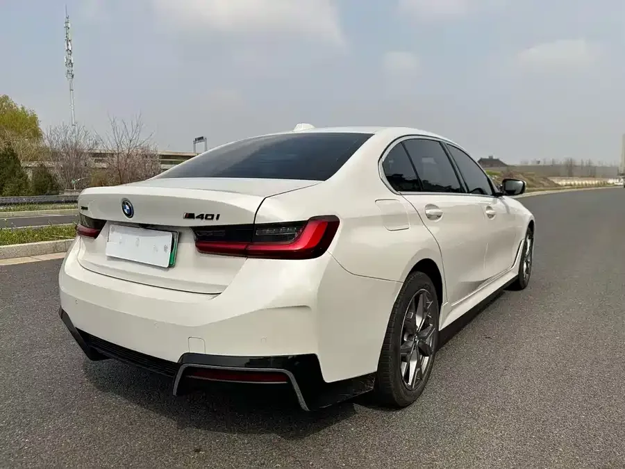 BMW i3 2022 eDrive 35 L 2023 — миниатюра 3