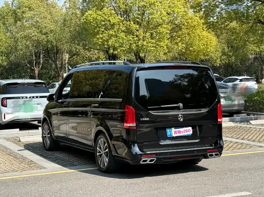 Mercedes-Benz Class V Mercedes-Benz V-Class 2022 V 260 Premium Edition 2023 — миниатюра 2
