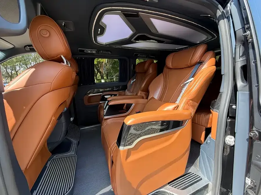 Mercedes-Benz Class V Mercedes-Benz V-Class 2022 V 260 Premium Edition 2023 — миниатюра 3