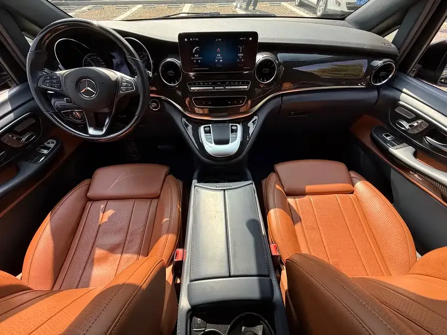 Mercedes-Benz Class V Mercedes-Benz V-Class 2022 V 260 Premium Edition 2023 — миниатюра 4