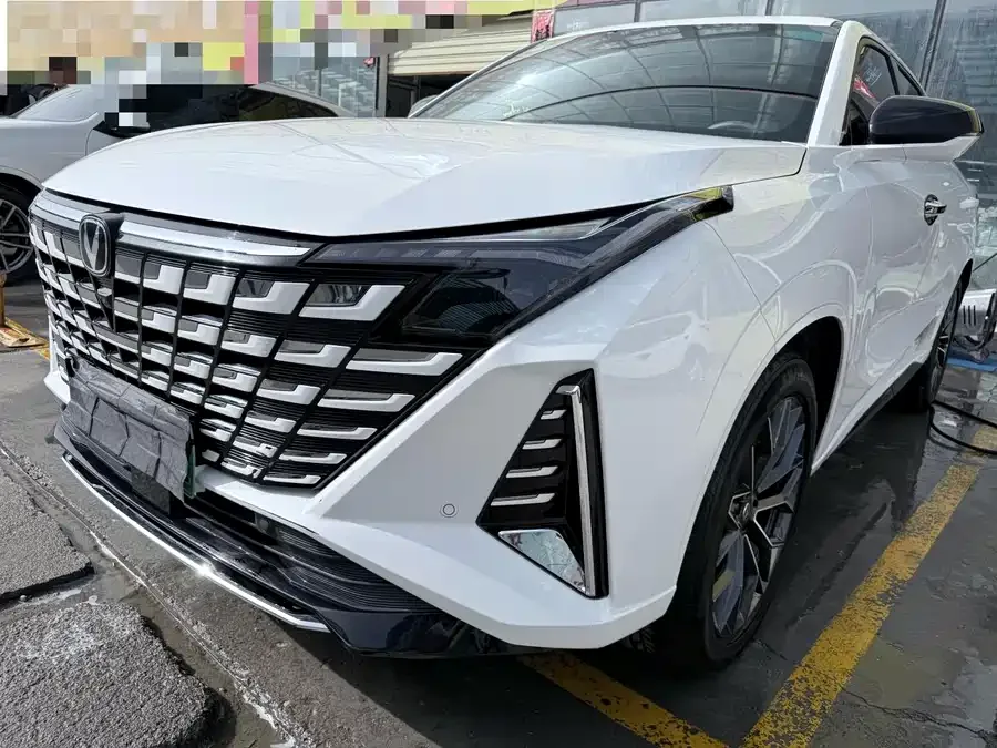 Changan UNI-Z PHEV 2025