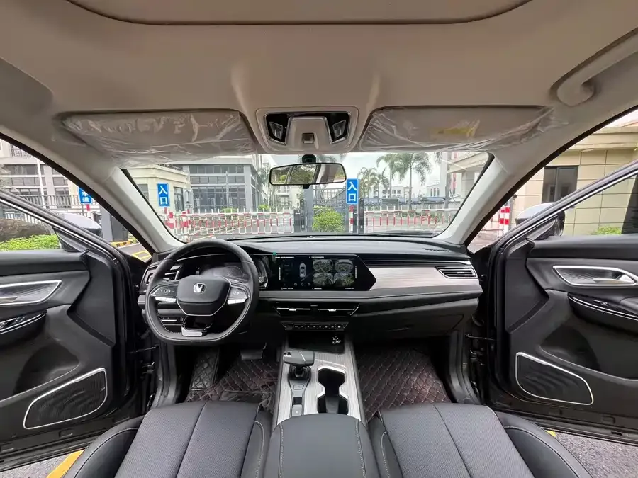 Changan X7 PLUS Changan X7 PLUS 2024 1.5T Automatic Premium 7-seater 2025 — миниатюра 3