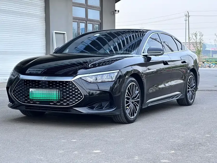 BYD Second-hand Han 2023 DM-i Champion Edition 121KM Prestige Edition 2023 — фото 1, купить с доставкой в Москву