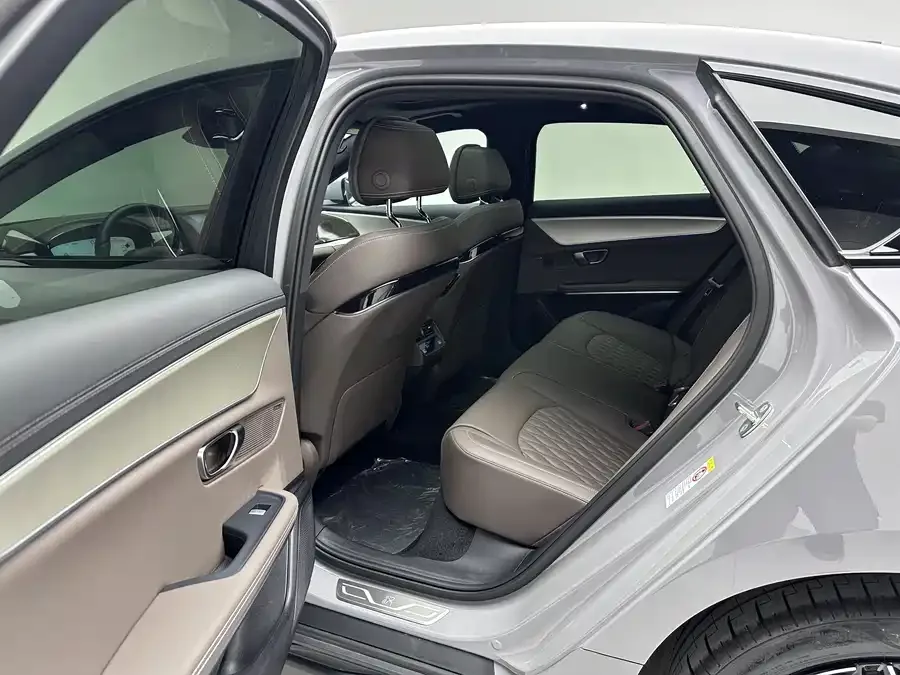 BYD Second-hand Han 2025 DM-i Intelligent Driving Edition 125KM LiDAR Flagship Model 2025 — миниатюра 4