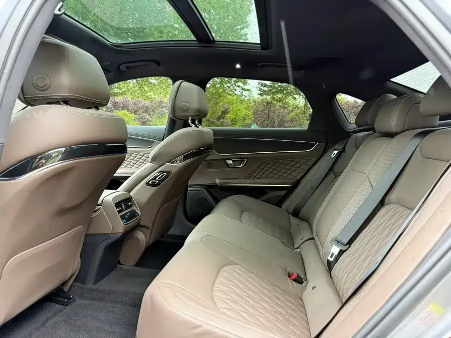 BYD Second-hand Han 2022 DM-i 121KM Premium Edition 2022 — миниатюра 3
