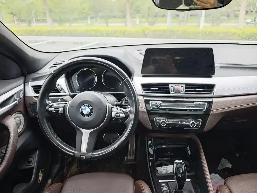 BMW X2 2022 sDrive25i M Sport Package 2022 — миниатюра 4