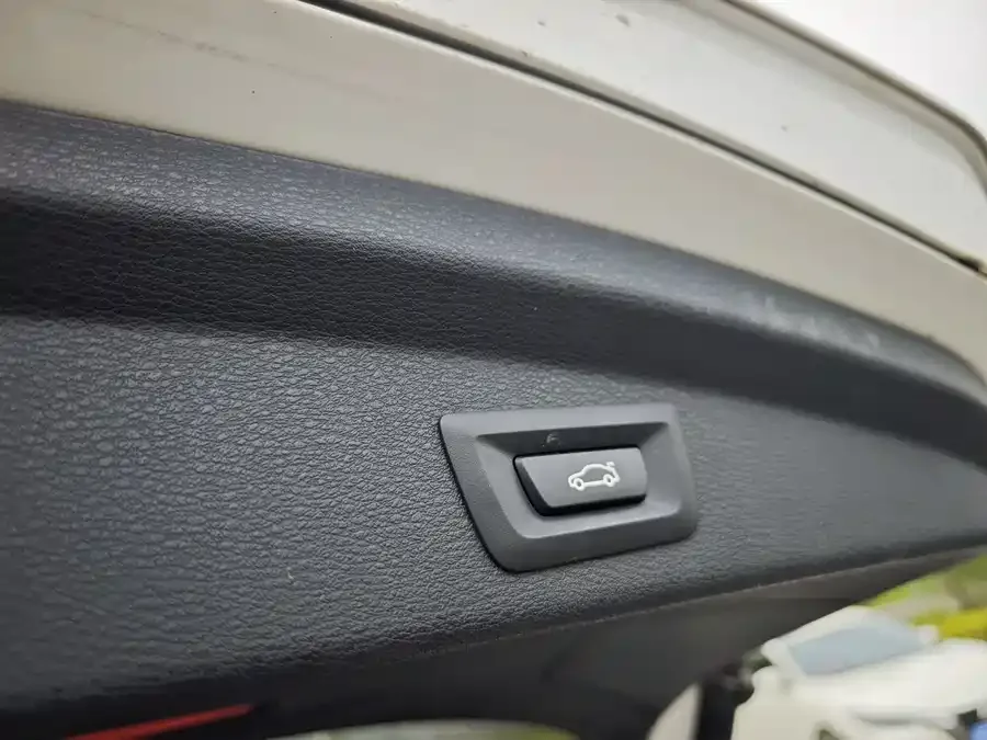 BMW X2 2022 sDrive25i M Sport Package 2022 — миниатюра 5