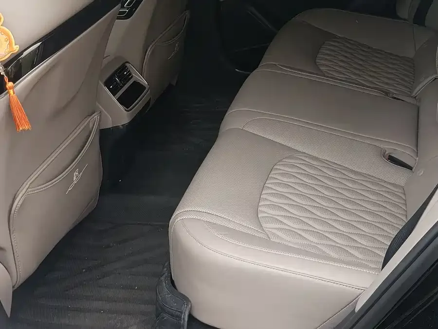 BYD Second-hand Han 2024 DM-i Honor Edition 121KM Elite 2025 — миниатюра 2
