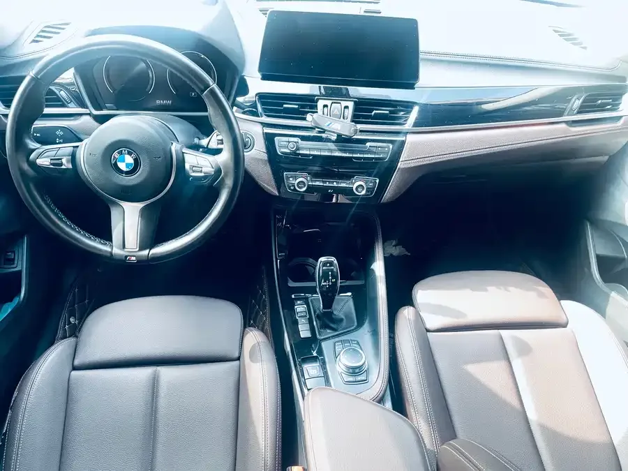 BMW X2 2022 sDrive25i M Sport Package 2022 — миниатюра 5