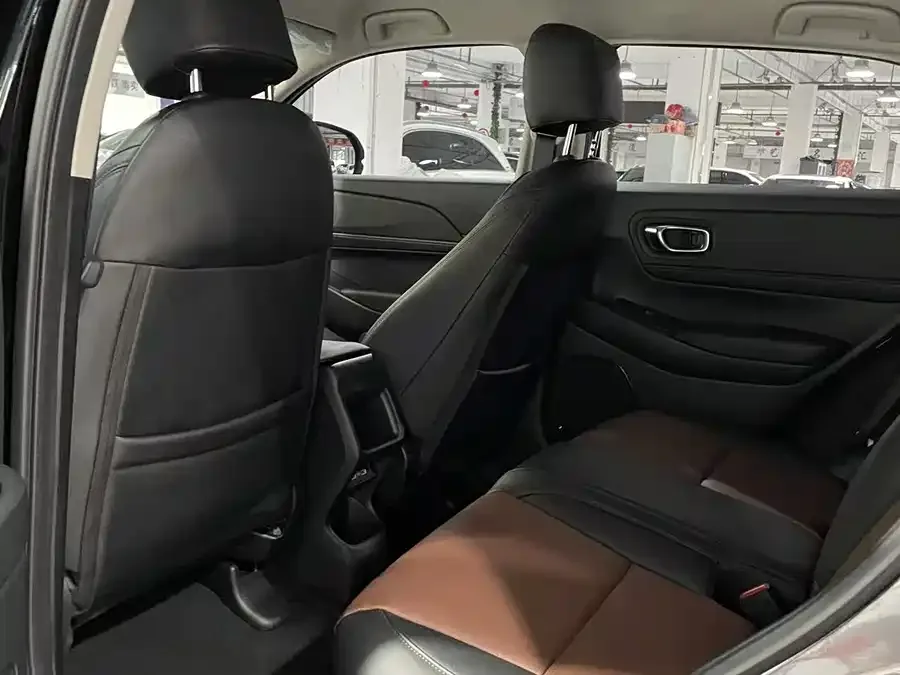 Honda WR-V 2023 1.5L CVT Hot Edition 2023 — миниатюра 2