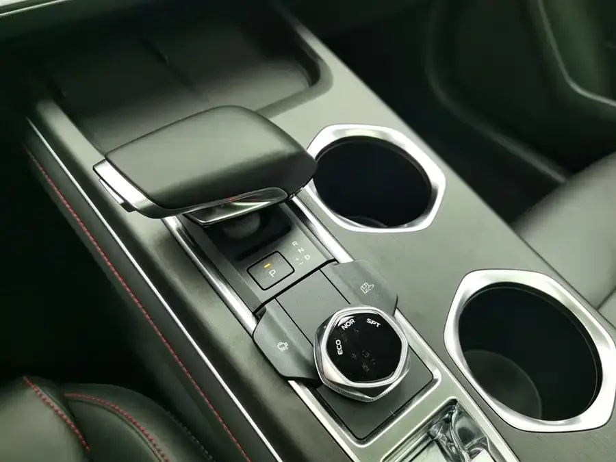 Changan CS55 Plus Changan CS55PLUS 2022 Second Generation 1.5T DCT Premium Edition 2023 — миниатюра 4