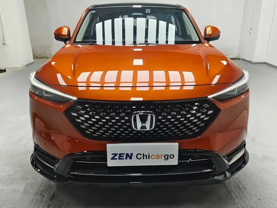 Honda WR-V 2023 1.5L CVT Love Edition 2022 — фото 1, купить с доставкой в Москву