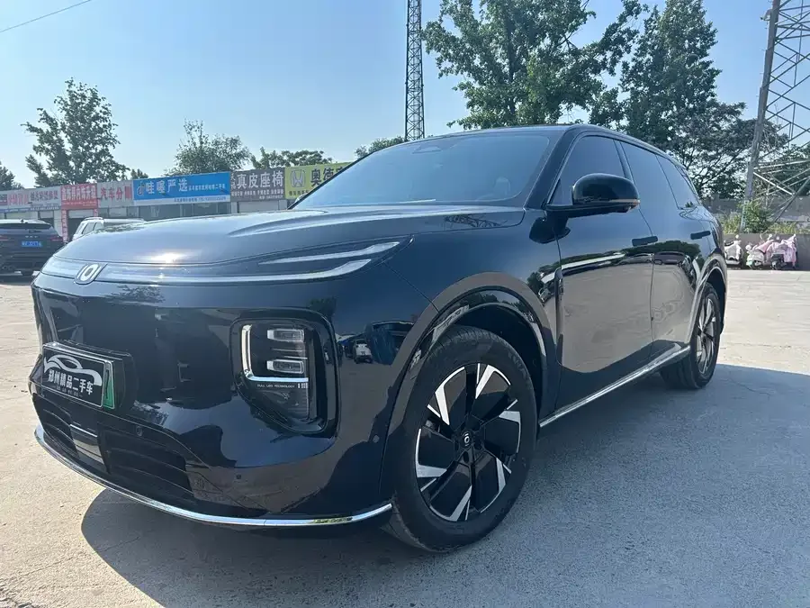 Changan Nevo Q07 2025