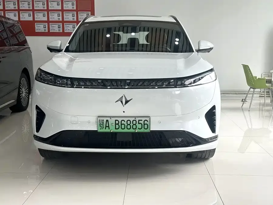 Dongfeng e008 2025