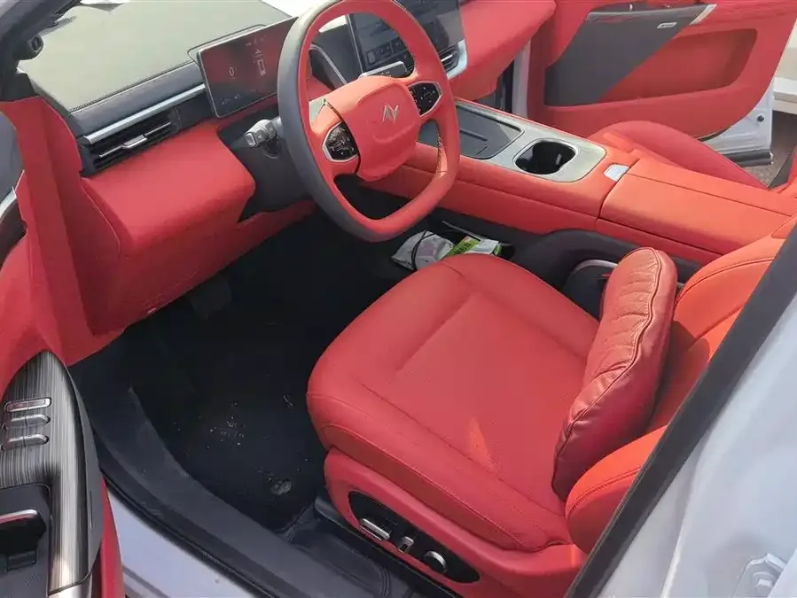 Dongfeng e008 e008 2024 210Max Extended Range 6-seater 2024 — миниатюра 3