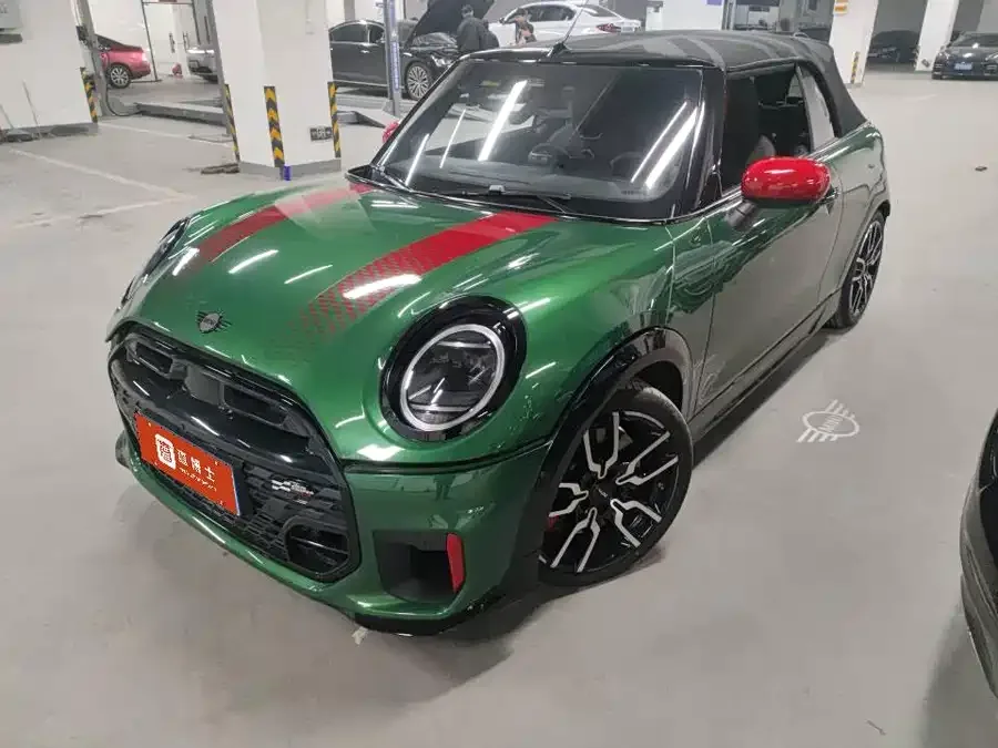 MINI JCW 2025